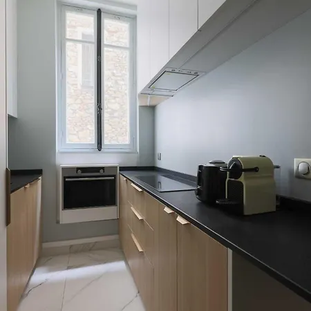 Lejlighed Charming 1br-4p - Champs Elysee Paris